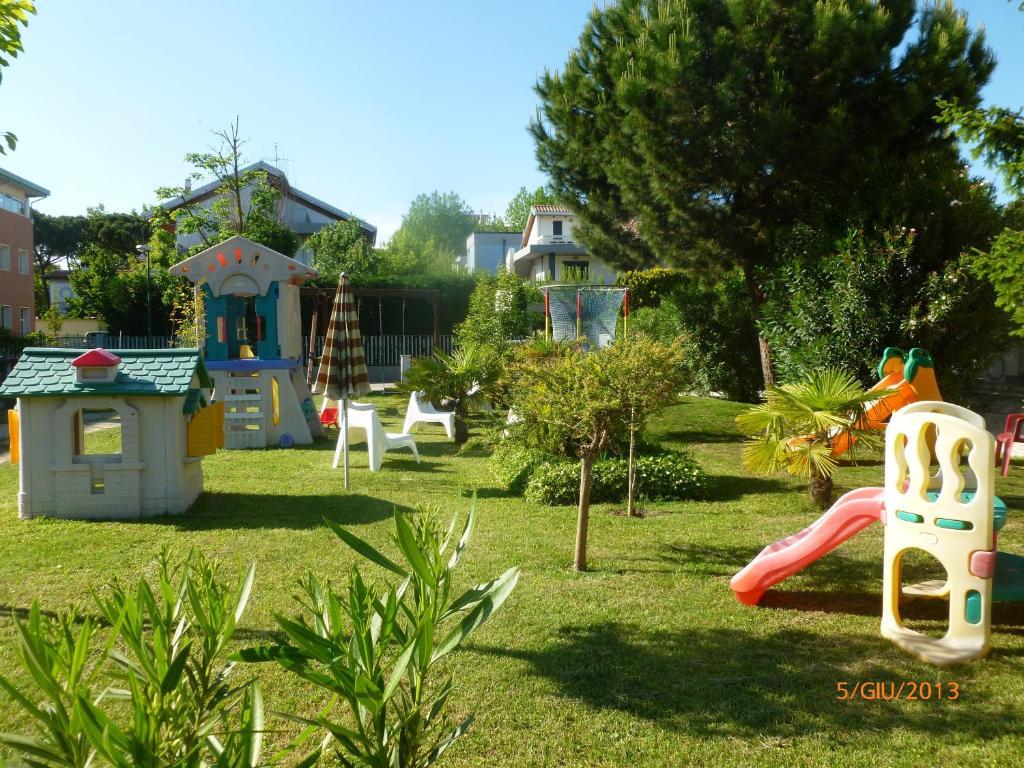 Villa Liliana Червія Екстер'єр фото